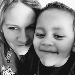 Meet your Posher, Kendra